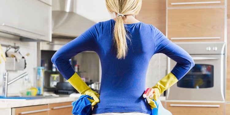 Mutfak Dolapları Nasıl Kolay Şekilde Temizlenir